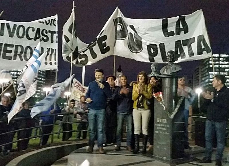 Como arreglar sobre la persona los lipomas blancos la cosmetología