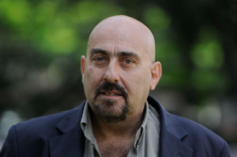 Pico Sanzone, el periodista platense que vivió la época dorada del papel y llegó a la mesa de Mirtha Legrand