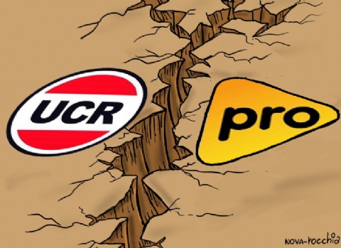 La oposición en jaque: fragmentos del bloque UCR-PRO en el Concejo