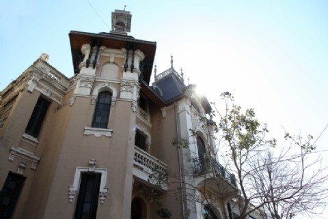 El Palacio López Merino, una histórica biblioteca que cuenta con más de 65 mil ejemplares