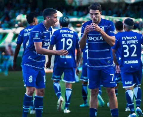 VIDEO | Gimnasia ganó en el Sur, venció 2-1 a Banfield y se metió en zona de playoffs