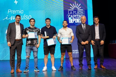 Con la participación del intendente Julio Alak, la ciudad premió a sus atletas destacados