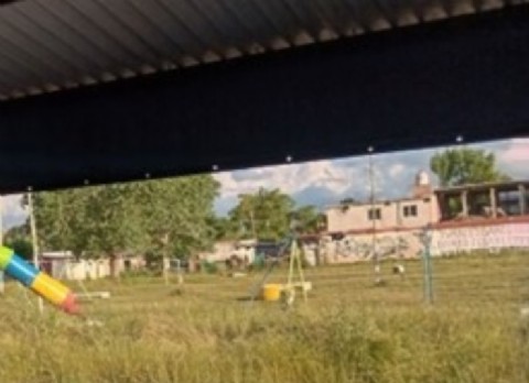 Quejas por el mantenimiento de los espacios públicos en Villa Elvira