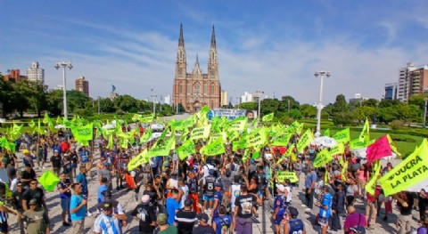 La UOCRA respaldó a Julio Alak en la apertura de sesiones del Concejo Deliberante