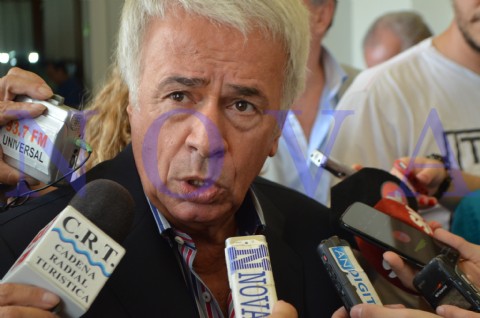 De la Sota recorrió La Plata: "La dirigencia actual cree que se la sabe todas y es un grave error"