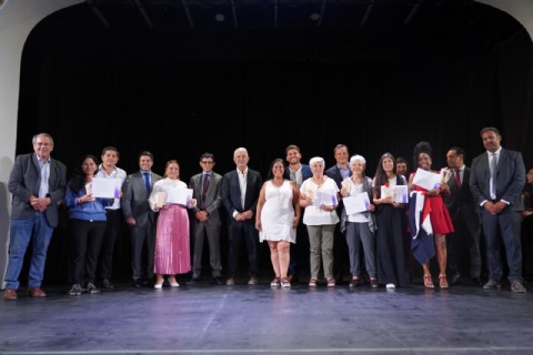 Alak reconoció a mujeres migrantes por su contribución social y cultural en la ciudad