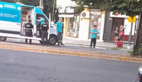 Accidente fatal en Villa Elvira: lo atropellaron cuando cruzó la avenida 7 en presunto estado de ebriedad