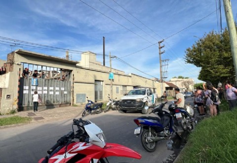 VIDEO | Toman la planta de Acería Berisso: un conflicto que llegó al límite