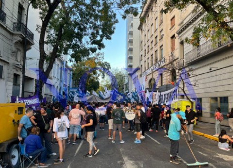 VIDEO | Julio Alak asumió en el PJ local y militantes pidieron unidad para enfrentar a Milei