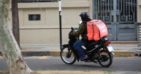 Ringuelet: falso repartidor de Rappi y un cómplice cometieron un violento robo