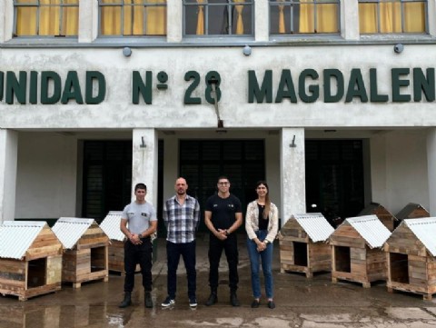 En una cárcel de Magdalena elaboraron caniles para un refugio de mascotas