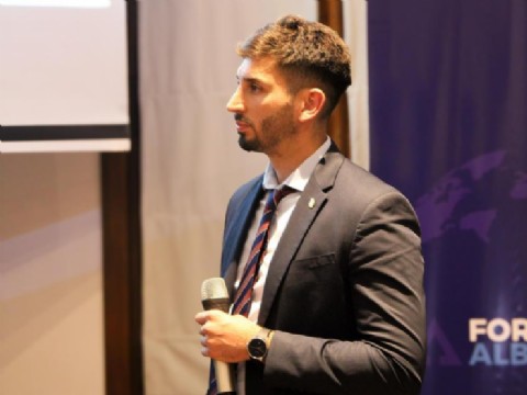 Bojanovich, candidato a diputado provincial por LLA: "Ensenada literalmente hace agua por la miseria municipal"