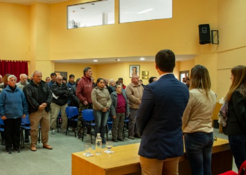 Punta Indio: se entregaron los boletos de compraventa de terrenos a 27 familias del distrito