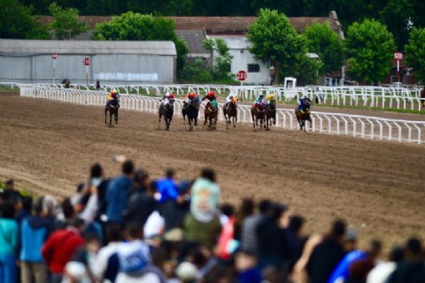 El aniversario de la ciudad también se festeja en el Hipódromo