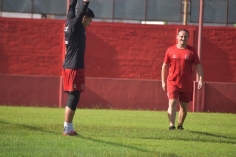 Cambaceres ya piensa en Sportivo Barracas y ajusta detalles para otra final