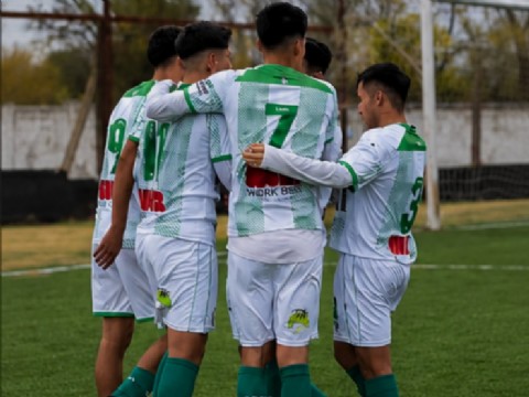 Villa San Carlos visita a Camioneros por una nueva fecha de la Tercera B