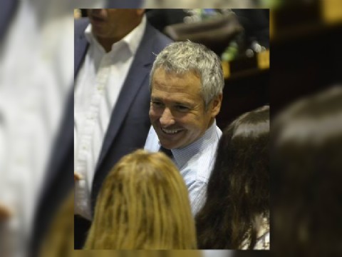 Aunque no se pueda, La Libertad Avanza quiere instalar cámaras en el frente de las escuelas