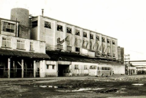 Una postal del Frigorífico Armour de Berisso