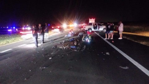 Lisandro Olmos: en un accidente en Ruta 2 una mujer murió y un hombre resultó gravemente herido