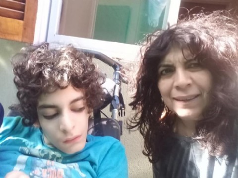 Organizaron una campaña solidaria para ayudar a una ex concejal y a su hijo discapacitado