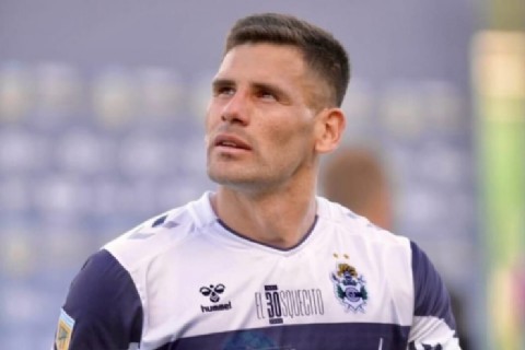 Guillermo Enrique rescindió su contrato y se va de Gimnasia