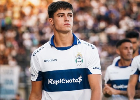 Di Biasi volvió a hacer fútbol en Gimnasia tras más de siete meses y llenó de alegría al plantel