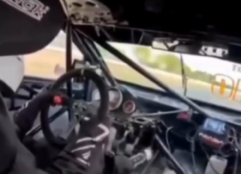 VIDEO | Le dieron el alta al corredor de autos que se desmayó y chocó en el autódromo Roberto Mouras