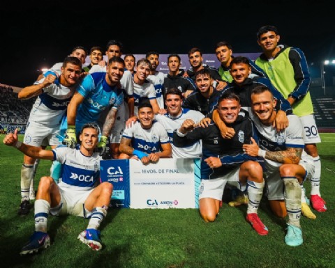 VIDEO | Gimnasia goleó, avanzó y tomó aire en medio de la crisis