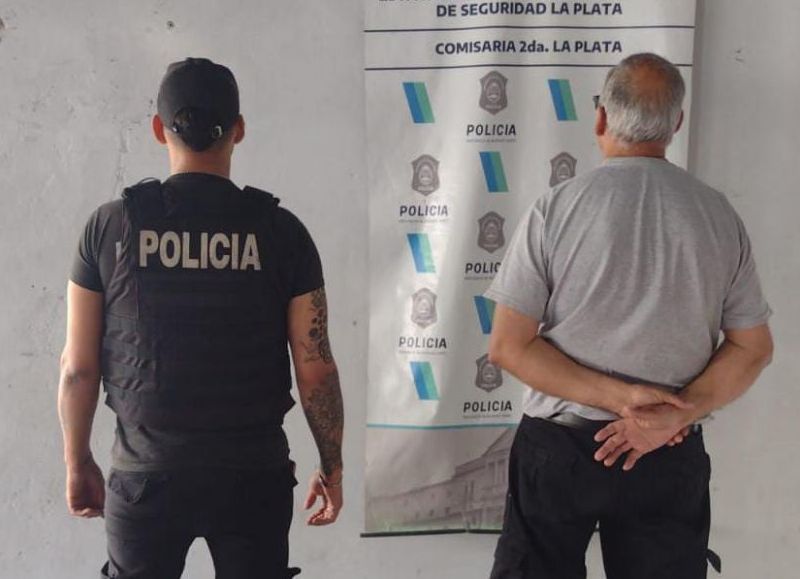 Mala jugada de un repartidor experimentado en Barrio Norte: perdió dos cajas y denunció un robo