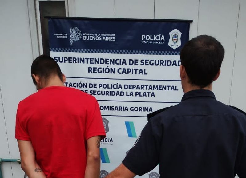 Gorina: robó a un economista y se olvidó el documento en un auto secuestrado tras una persecución
