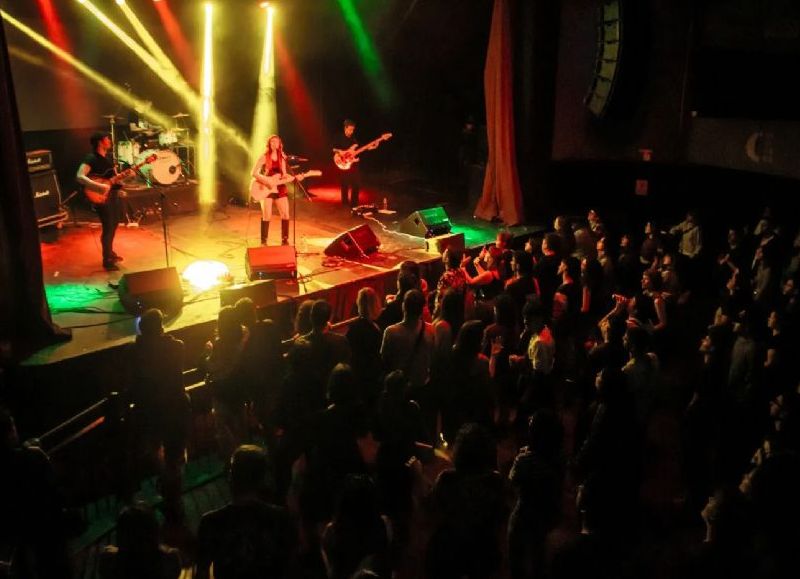 El Teatro Ópera de  la ciudad celebra sus 73 años con grandes shows