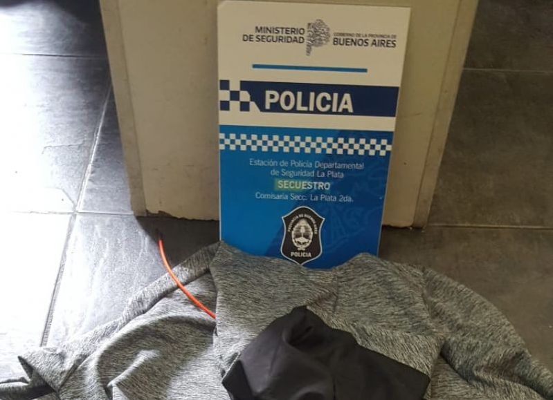 Lo detienen por robar prendas deportivas de un comercio céntrico