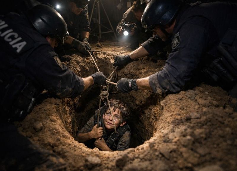 Hallaron a un nene de 10 años que había caído en un pozo en City Bell