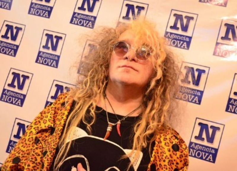 Falleció Alberto Bassi, poeta y músico del under local