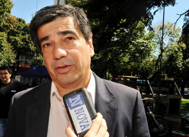 La historia del ex senador bonaerense que terminó su carrera como conductor de UBER