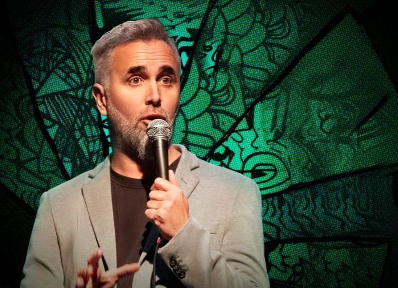 VIDEO | Juan Barraza presenta "Deslices y Desmanes" en Teatro Bar