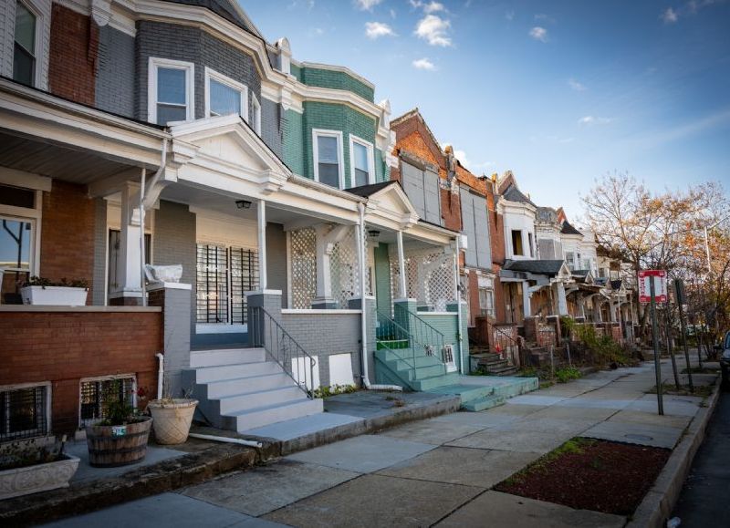 Más damnificados y un pedido de extradición: escala el caso Plastino por fraude inmobiliario