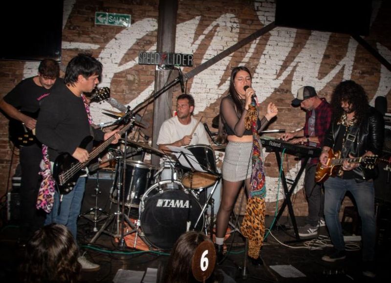 VIDEO | Rock en vivo con Socios de la China y TakeTwoDuet en Casa Jirón