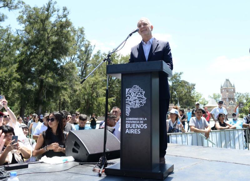 Alak, Kicillof y Larroque participaron del encuentro anual de jóvenes del programa Envión