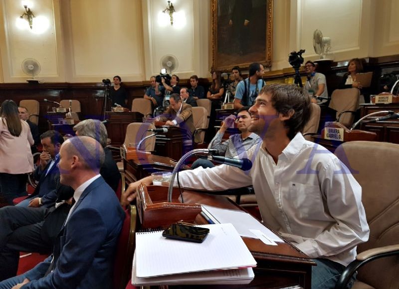 Escrache y tensión en el Concejo: militante del PJ acusó a Garro de "chorro y borracho"