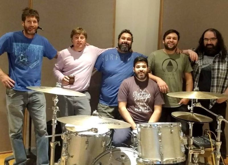 La banda de rock Cajale Cazazo vuelve a los escenarios platenses