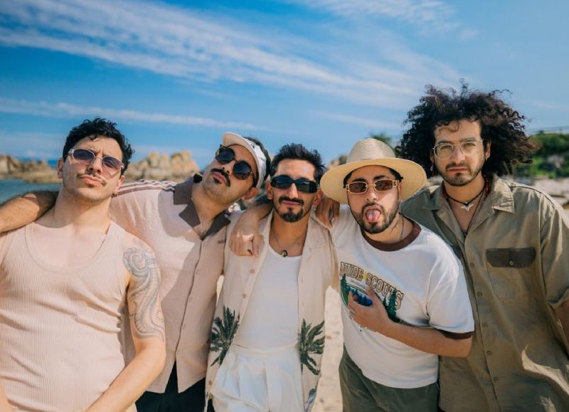 Gauchito Club enciende un fiestón en el Teatro Ópera de La Plata