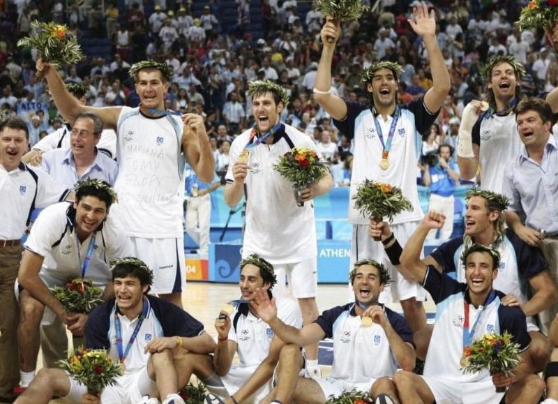 Conducción, liderazgo y trabajo en equipo, los ejes de la charla de Rubén Magnano en La Plata