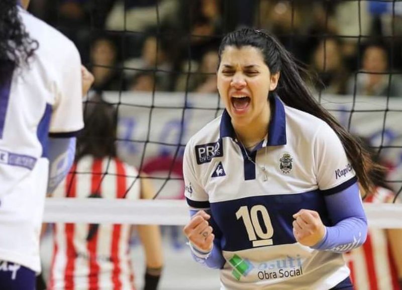 Tatiana Vera, ex capitana de las "Lobas", ya aterrizó en Austria para defender la camiseta del Linz