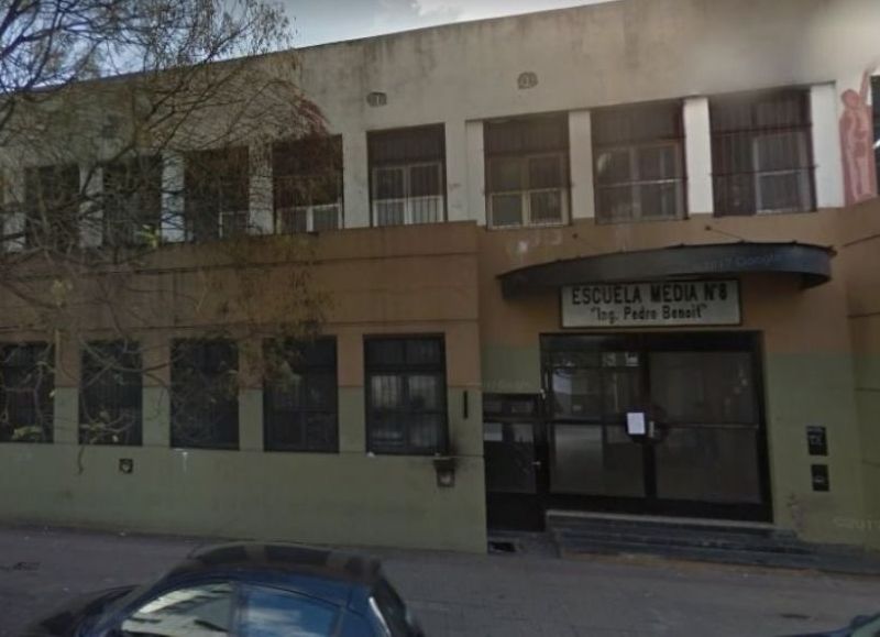 Se rateó de la Secundaria y los padres amenazaron de muerte a los directivos del colegio