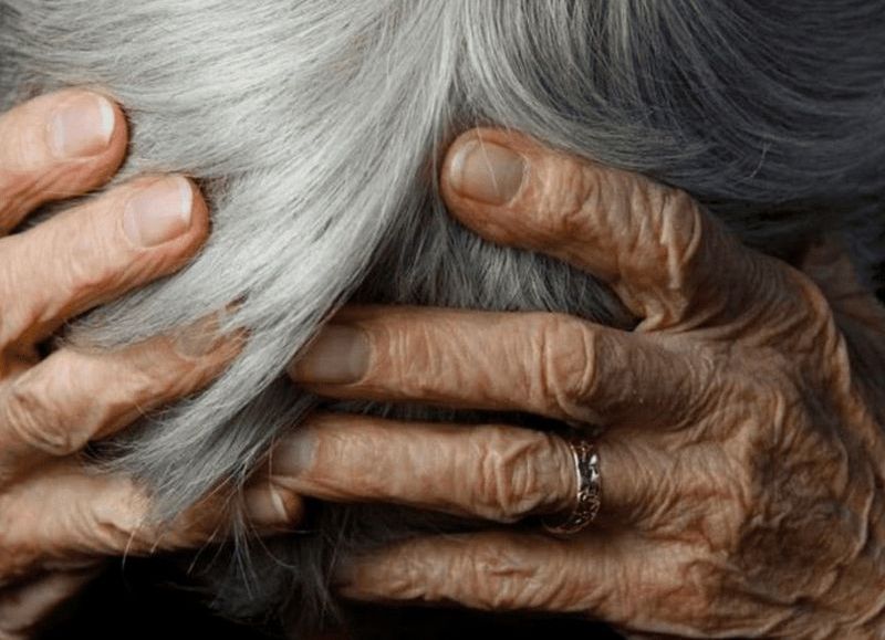 Ringuelet: una anciana de 96 años fingió estar muerta para salvar su vida en un robo