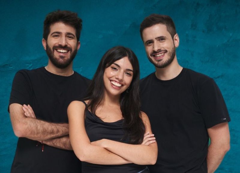 Juli Coria llega al Teatro Argentino con "Lo dejamos acá"