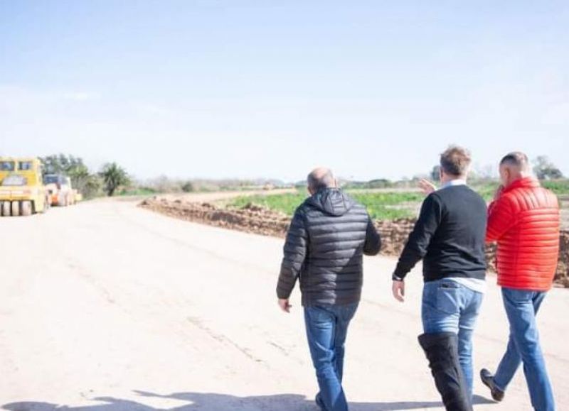 Ensenada: autoridades recorrieron los avances de la obra del camino Rivadavia