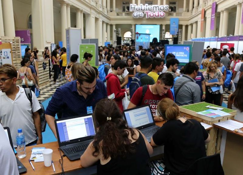 Empresas y consultoras nacionales buscarán talentos locales en la "Expo Empleo"