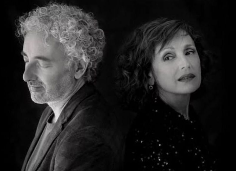 VIDEO | Ignacio Montoya Carlotto y Lorena Astudillo presentan "Los días por venir" en Berisso